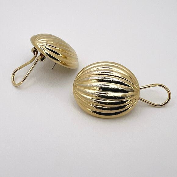 Trifari Vintage Large Ridged Oval Dome Statement Stud Earrings, Gold Tone - Picture 7 of 9